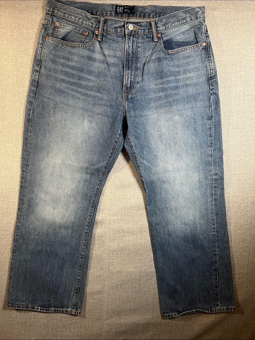 GAP Relaxed Gap For Life Men's Washed Blue Straight Jeans, size 36x30